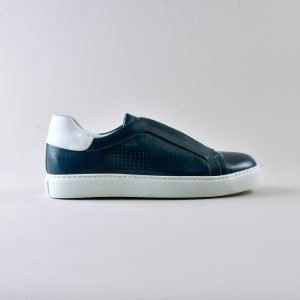Sneakers in pelle Blu anticata e Bianca